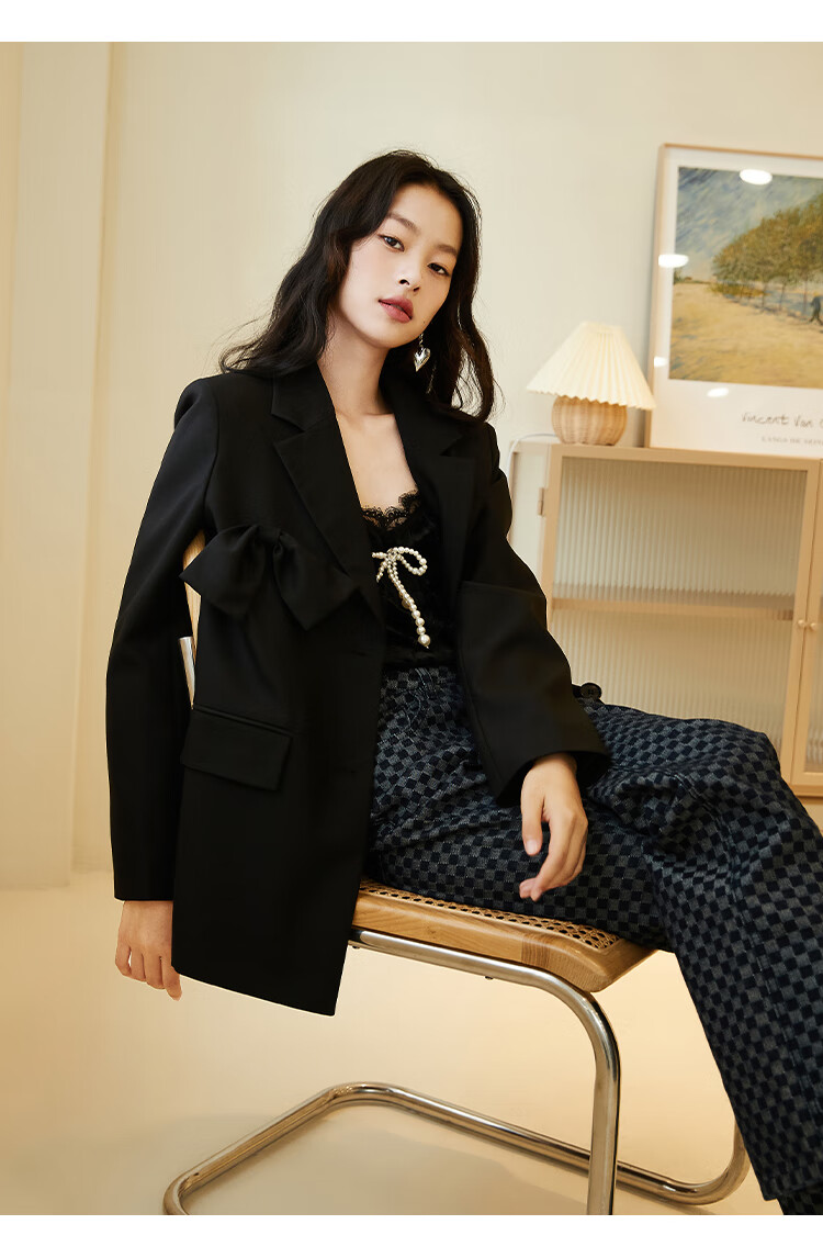 onemore2021秋装新款西装外套女蝴蝶结小西装外套宽松黑色西服女杏色