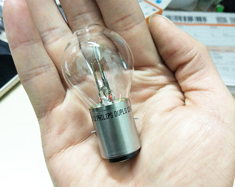 京选摩托车电动车踏板车大灯泡双爪两爪前大灯泡125ws2灯泡 125w 25w