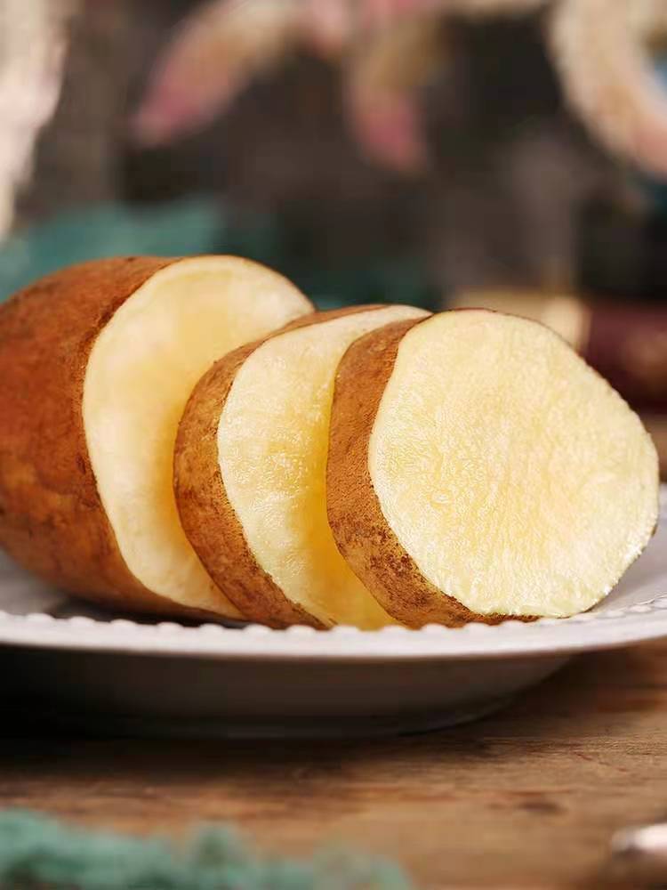 精选直发云南天山雪莲果特级红泥现挖红心黄心新鲜应季水果带箱10斤