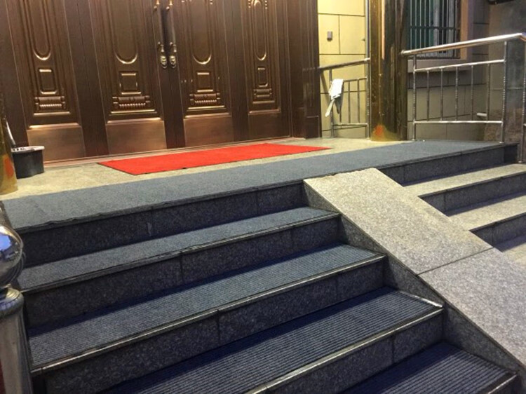室外台阶防滑垫定做加厚双条纹楼梯垫酒店进门室外台阶长条防滑地垫