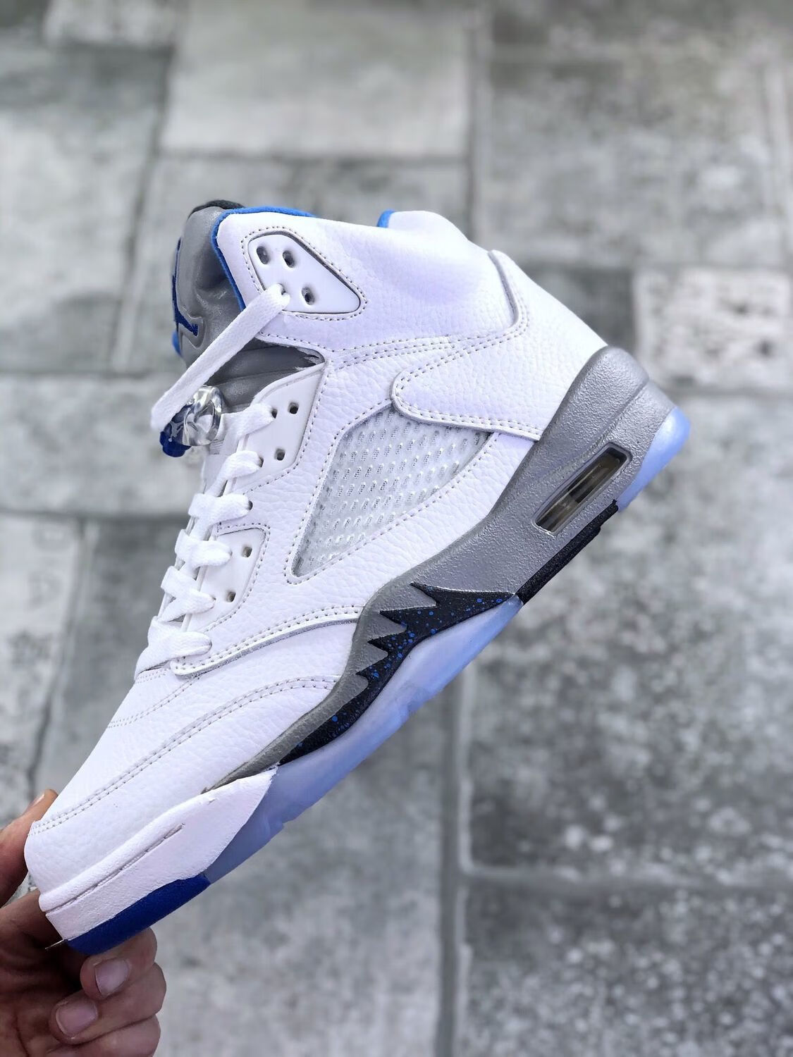 男女同款aj5白蓝低帮篮球鞋乔5休闲运动板鞋情侣鞋440888140白色375