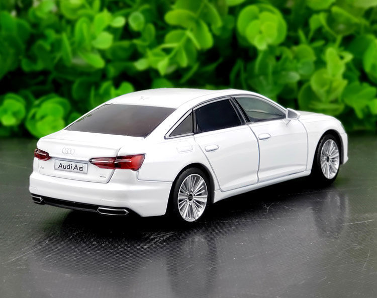 奥迪a8车模1:18奥迪a8l仿真合金汽车模型金属车模型声光回力玩具车