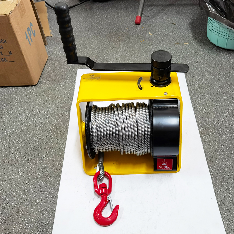 涡轮蜗杆手摇卷扬机手动摇杆绞盘提升机钢丝绳重型自锁绞车 500公斤