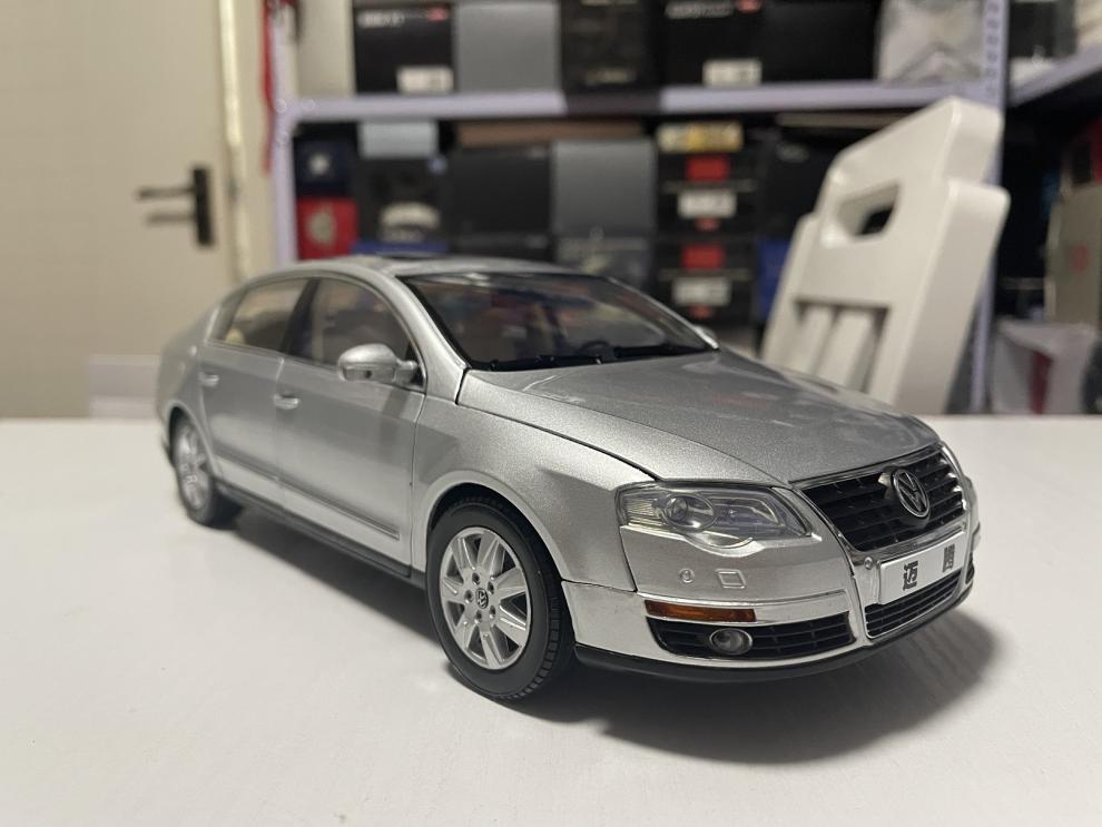 一汽大众迈腾车模原厂1:18magotanb62008老款合金汽车模型 银色 轿车