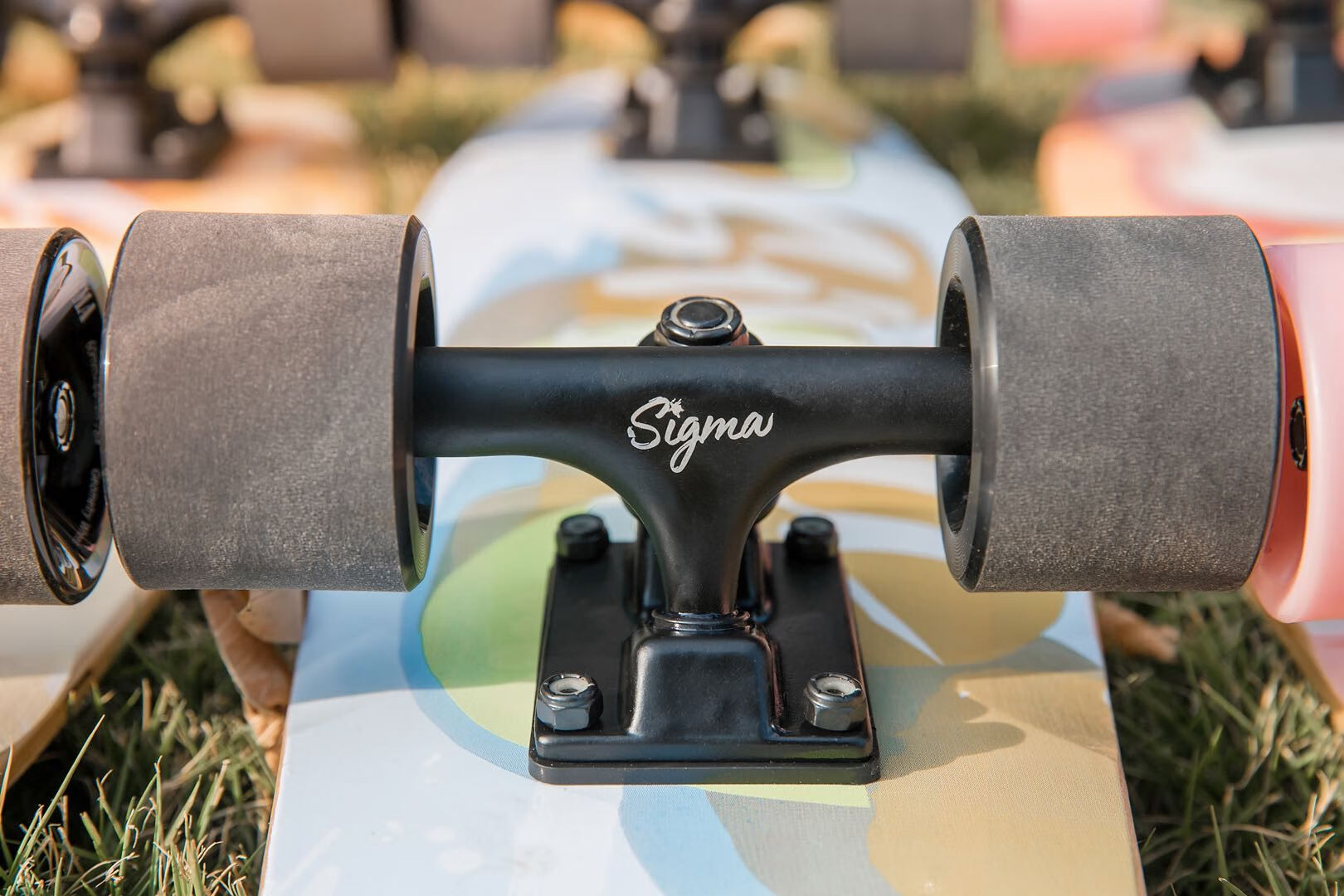 苗享迎 sigma鱼板滑板代步刷街男女生初学者大鱼板专业减震小鱼板公路