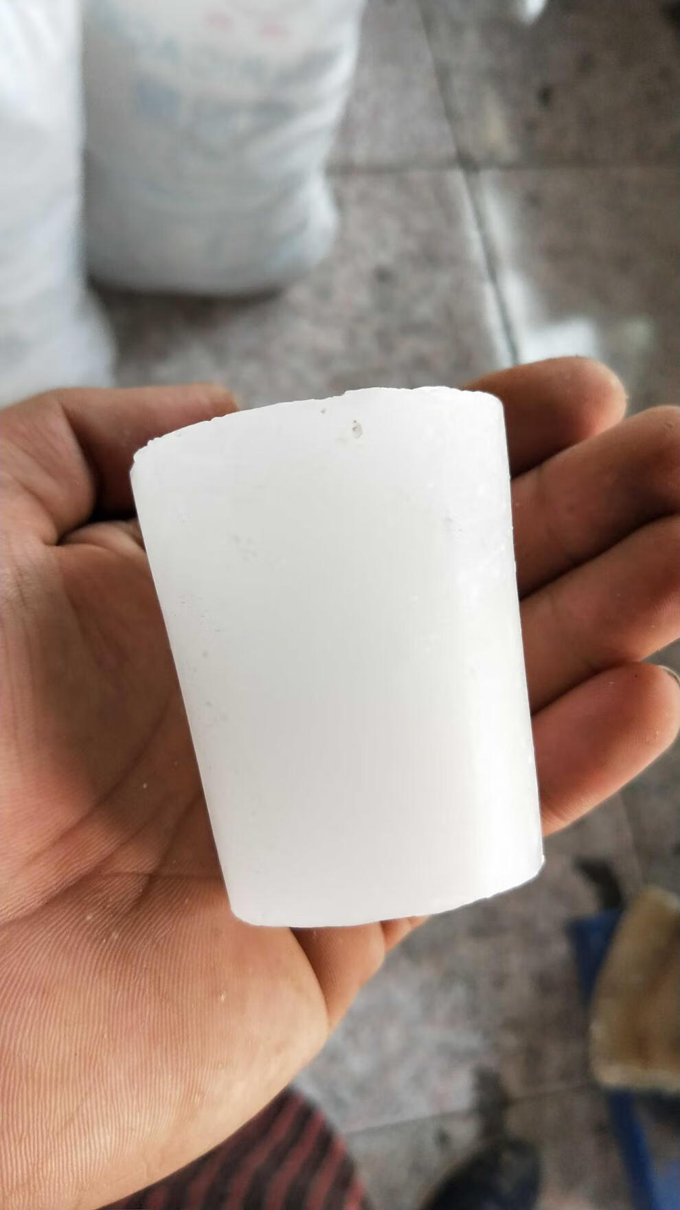 石蜡固体蜡块工业用白腊58号精炼石蜡25公斤蜡块发快递或安能物流