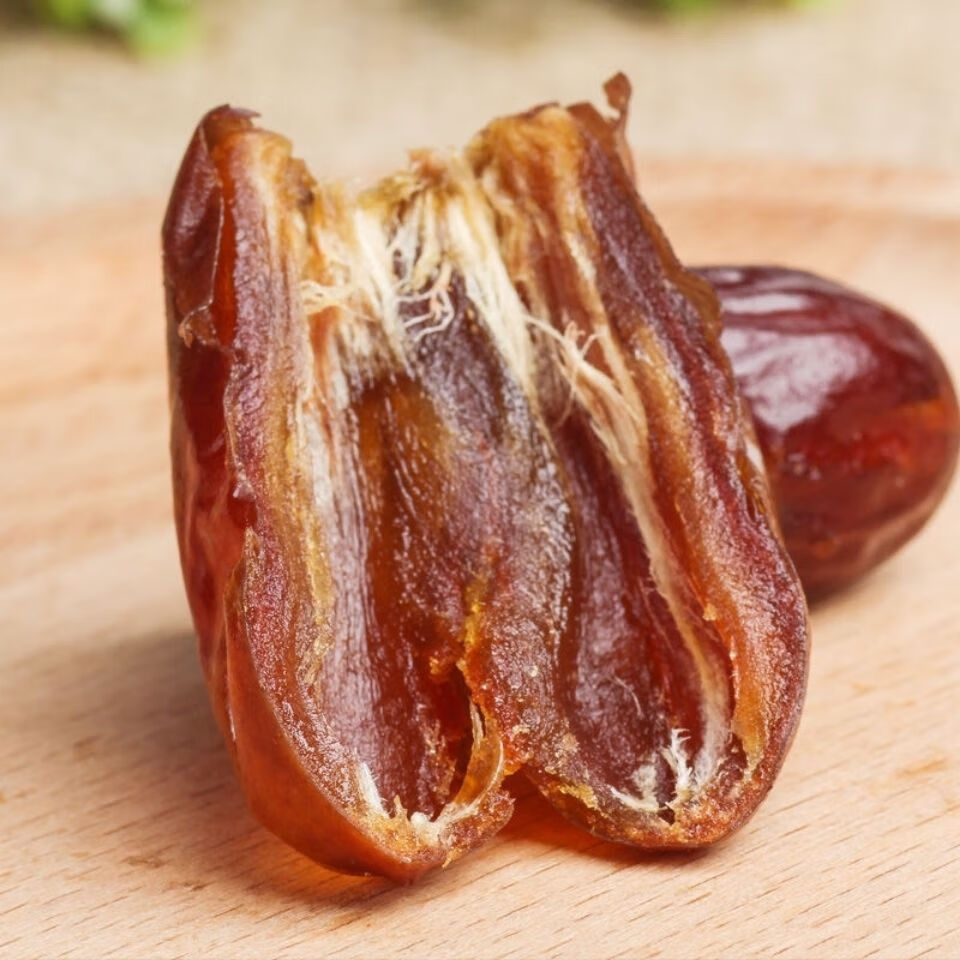 新货伊拉克特产大椰枣黄椰枣大颗粒黑椰枣中东黄金椰枣级黄椰枣一斤