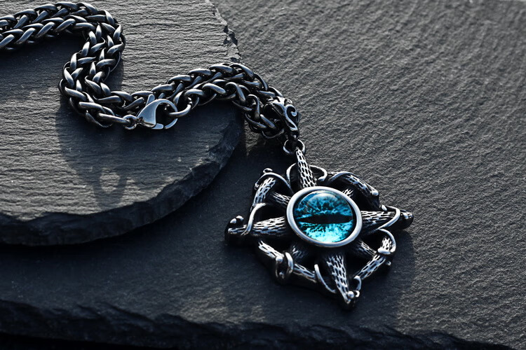 liyan 复古上帝之眼十字架吊坠男士个性潮人钛钢项链嘻哈学生毛衣链
