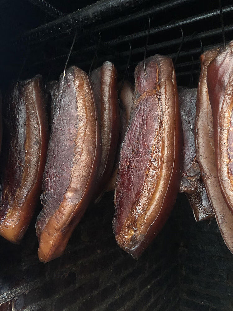 正宗四川宜宾农家腊肉烟熏五花肉柏树柴火土猪熏肉五花腊肉500g肥瘦