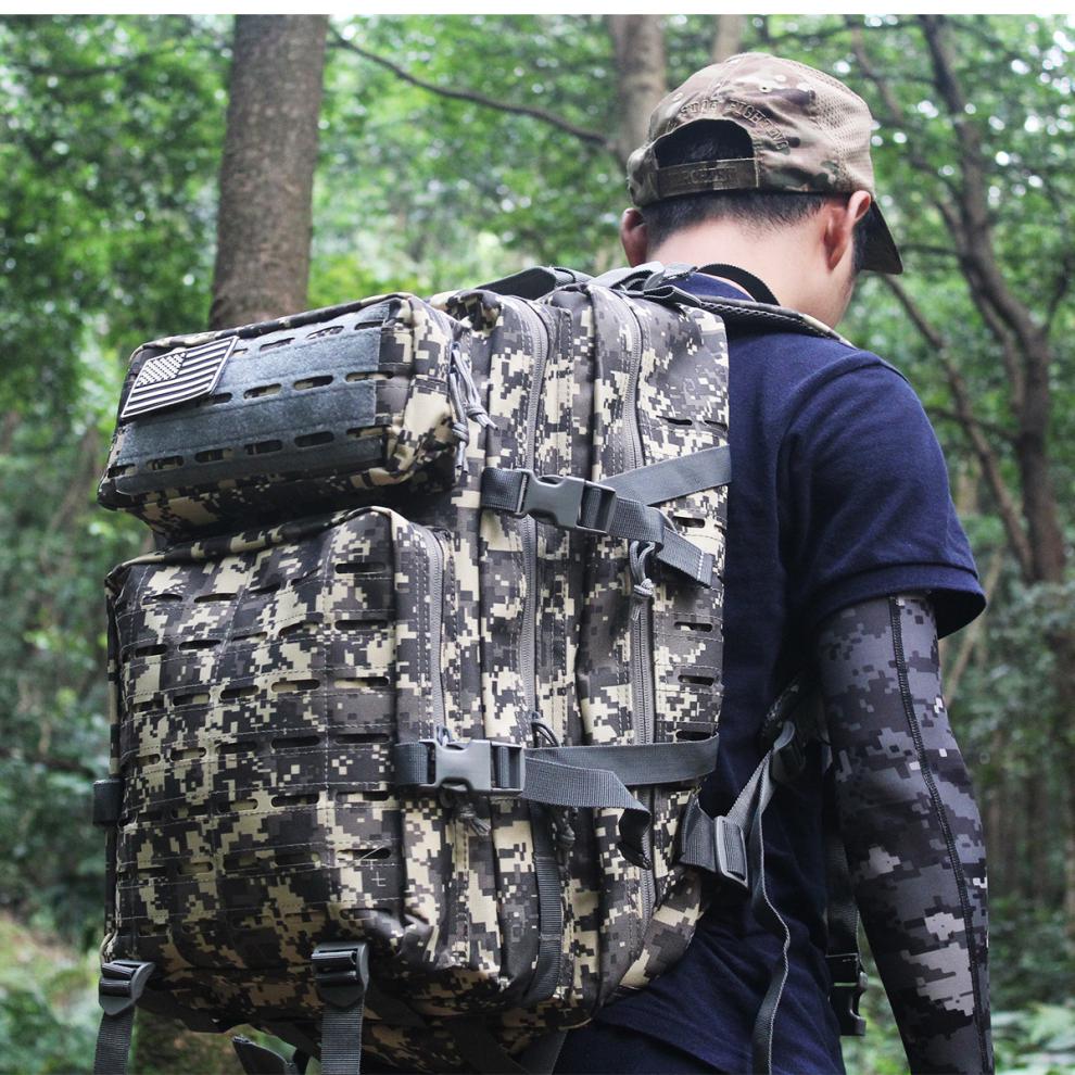 2022迷彩背包星空大容量战术背包双肩大猎人单兵防水行军特战应急包