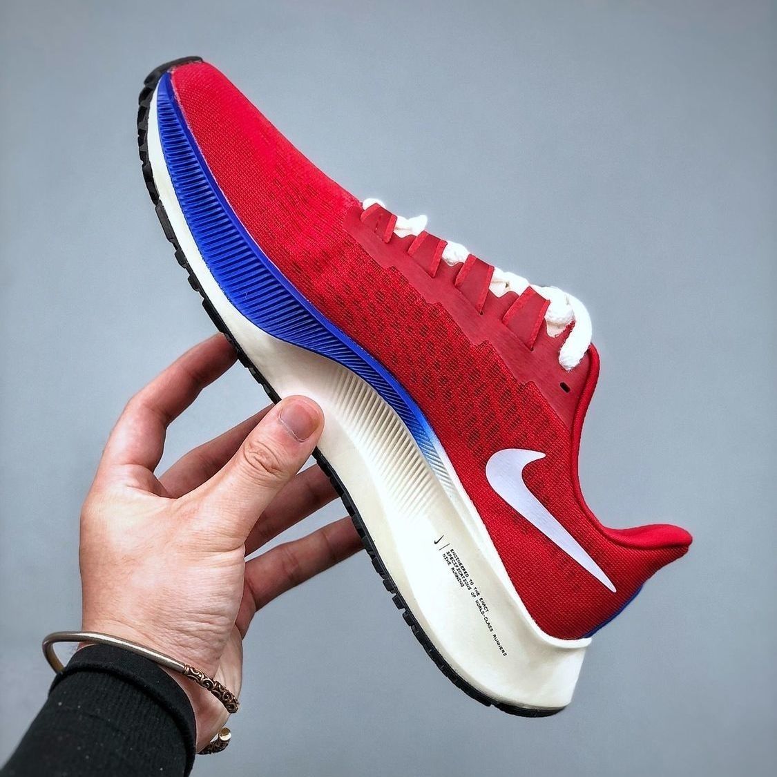 耐克air zoom pegasus 37飞马登月37代超轻网面透气跑步鞋cq9sifbey