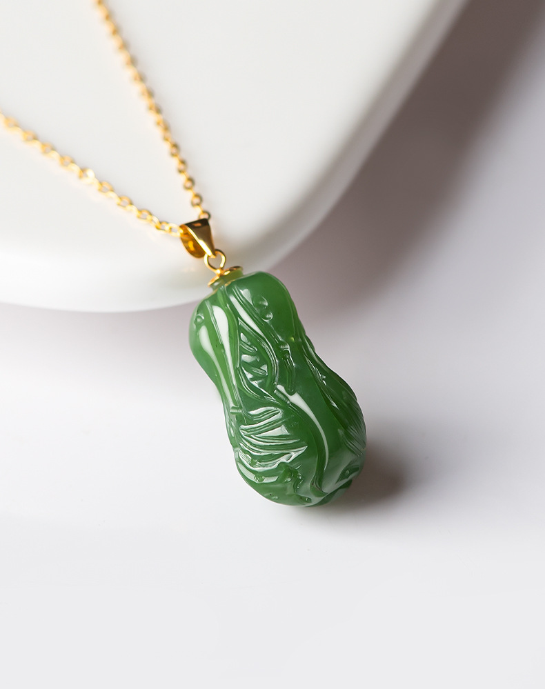 翠莹福菠菜绿老料和田玉碧玉白菜吊坠18k天然玉石挂件男女款ys76418k