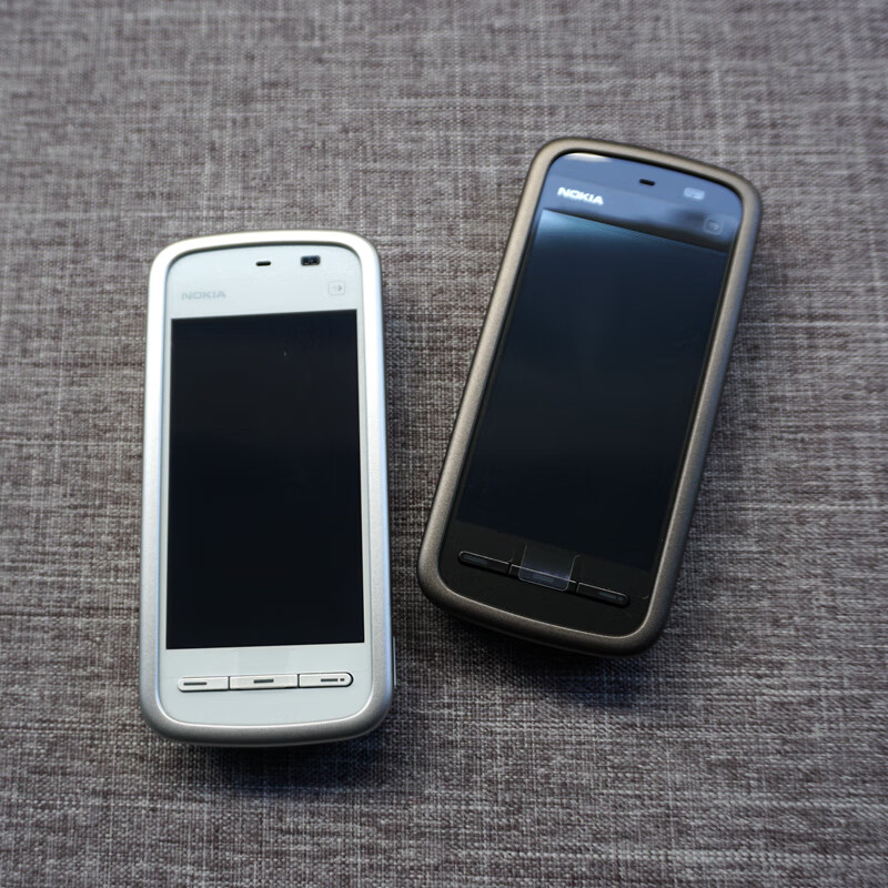 诺基亚5233经典塞班s60v5触控智能直板移动备用收藏手机