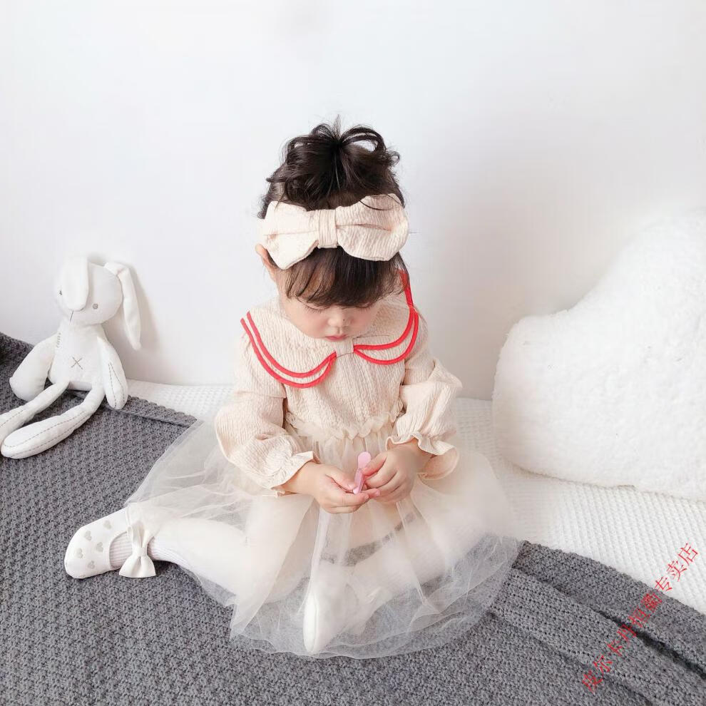 皮尔卡丹官方网旗舰婴儿衣服春装套装女公主连体衣3满月宝宝可爱超萌