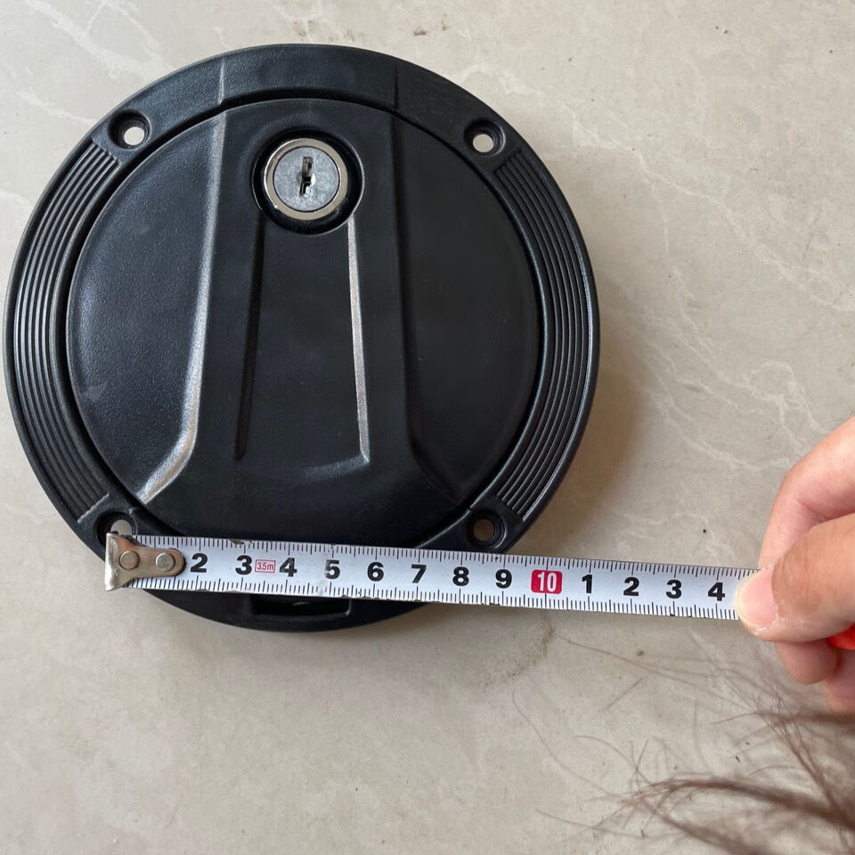 适用于大江三轮车油箱盖燃油四轮车加油口装饰盖塑料带锁油箱防盗外罩