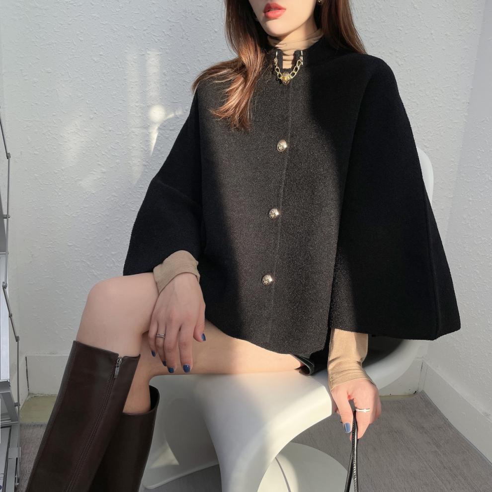 新款气质女神范斗篷披肩短款毛呢外套女网红短外套名媛斗篷黑色均码