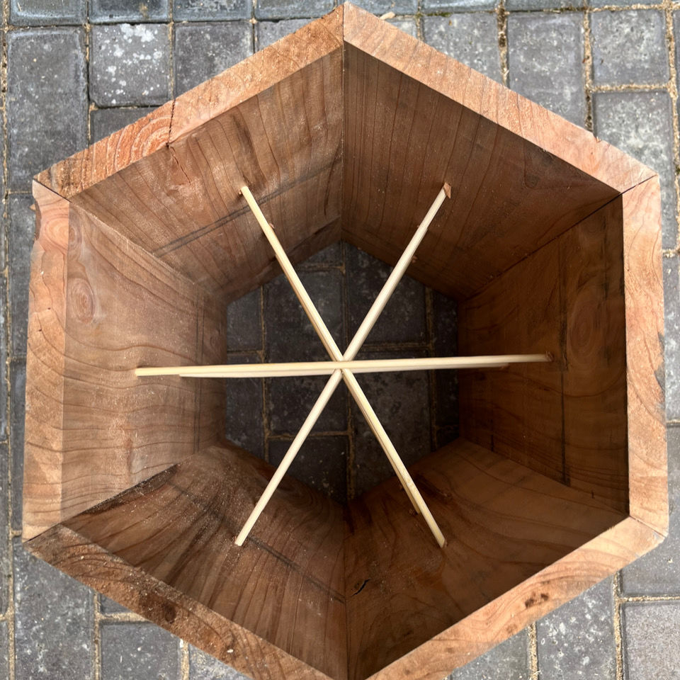 六边形实木桶土养中蜂蜂桶养蜂桶诱蜂桶土蜂木桶养蜂工具圆桶蜂箱