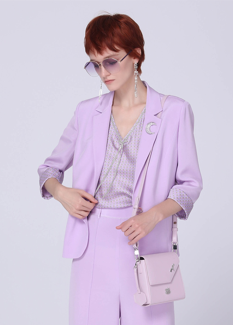 马天奴2022年春夏新款粉紫色真丝西装外套高腰短款显瘦气质通勤淡粉紫