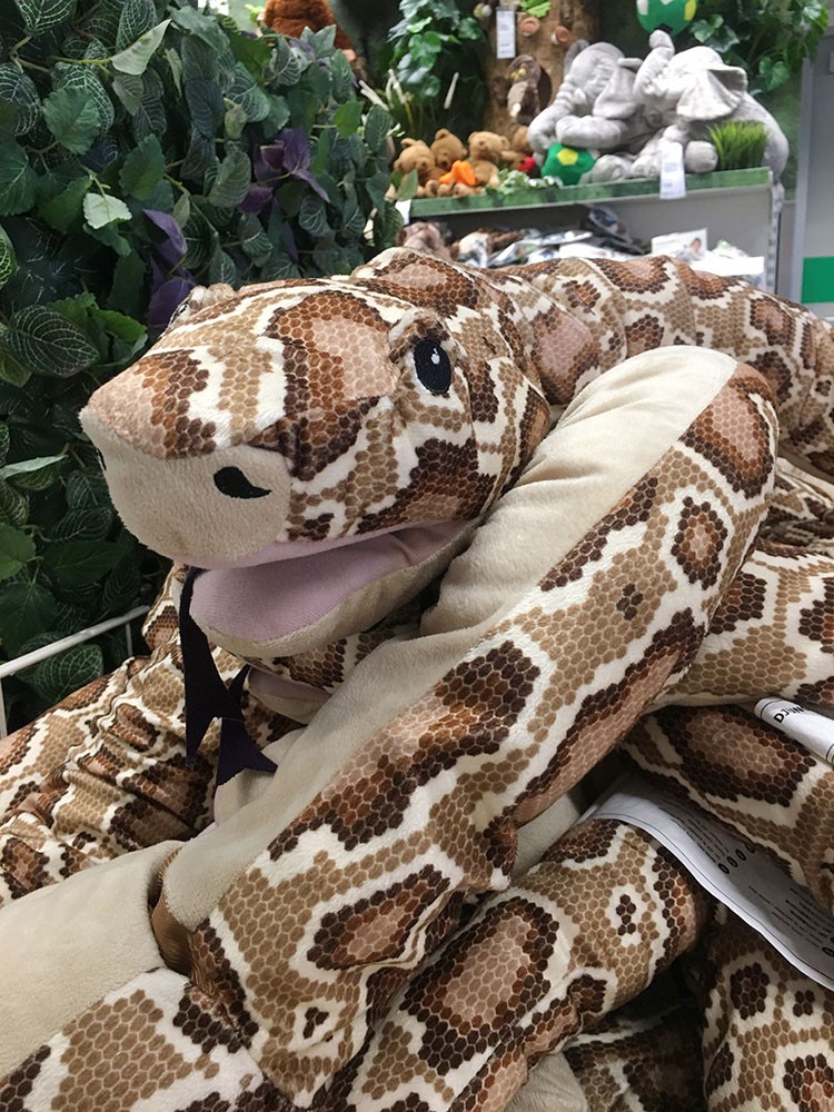 ikea宜家大蛇玩偶毛绒玩具蛇可爱公仔宝宝睡觉安抚抱枕仿真大蟒蛇大蛇