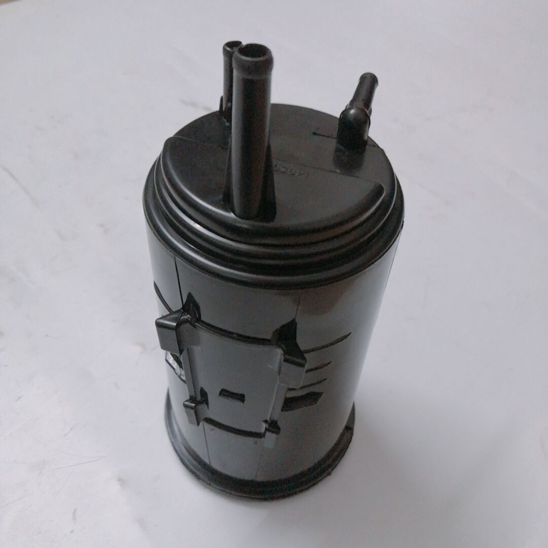 颐达骐达骊威轩逸逍客奇骏蓝鸟启辰d50/r50天籁活性碳罐过滤碳罐