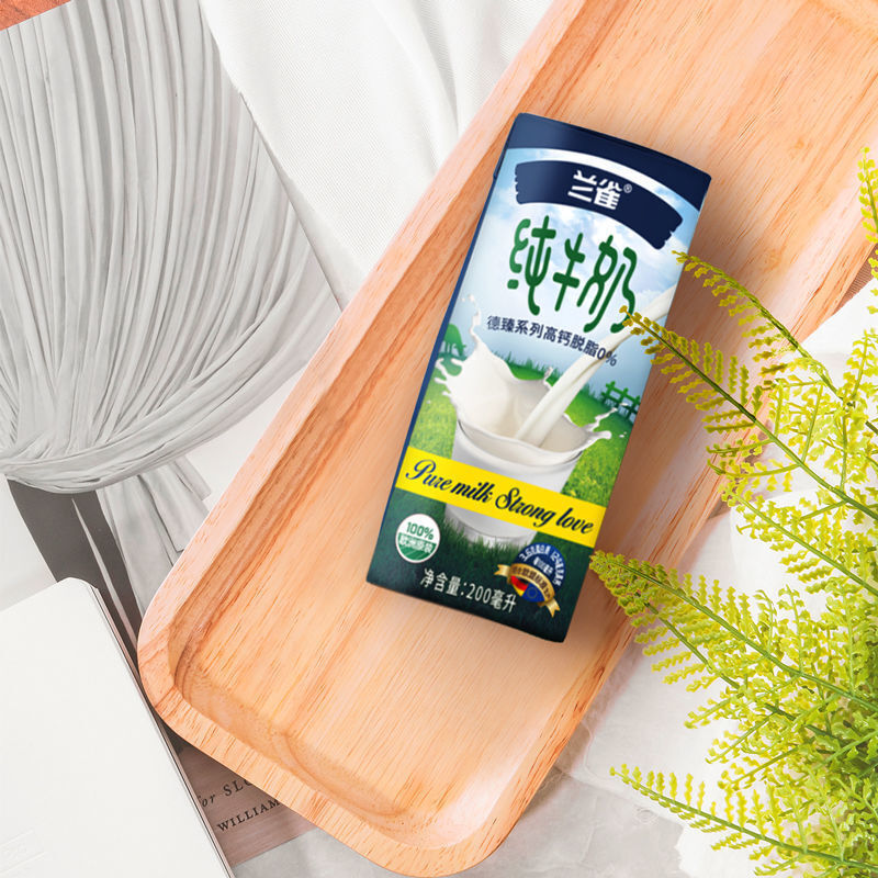 临期万家回味兰雀200ml24盒高钙纯牛奶整箱早餐奶200ml24盒箱
