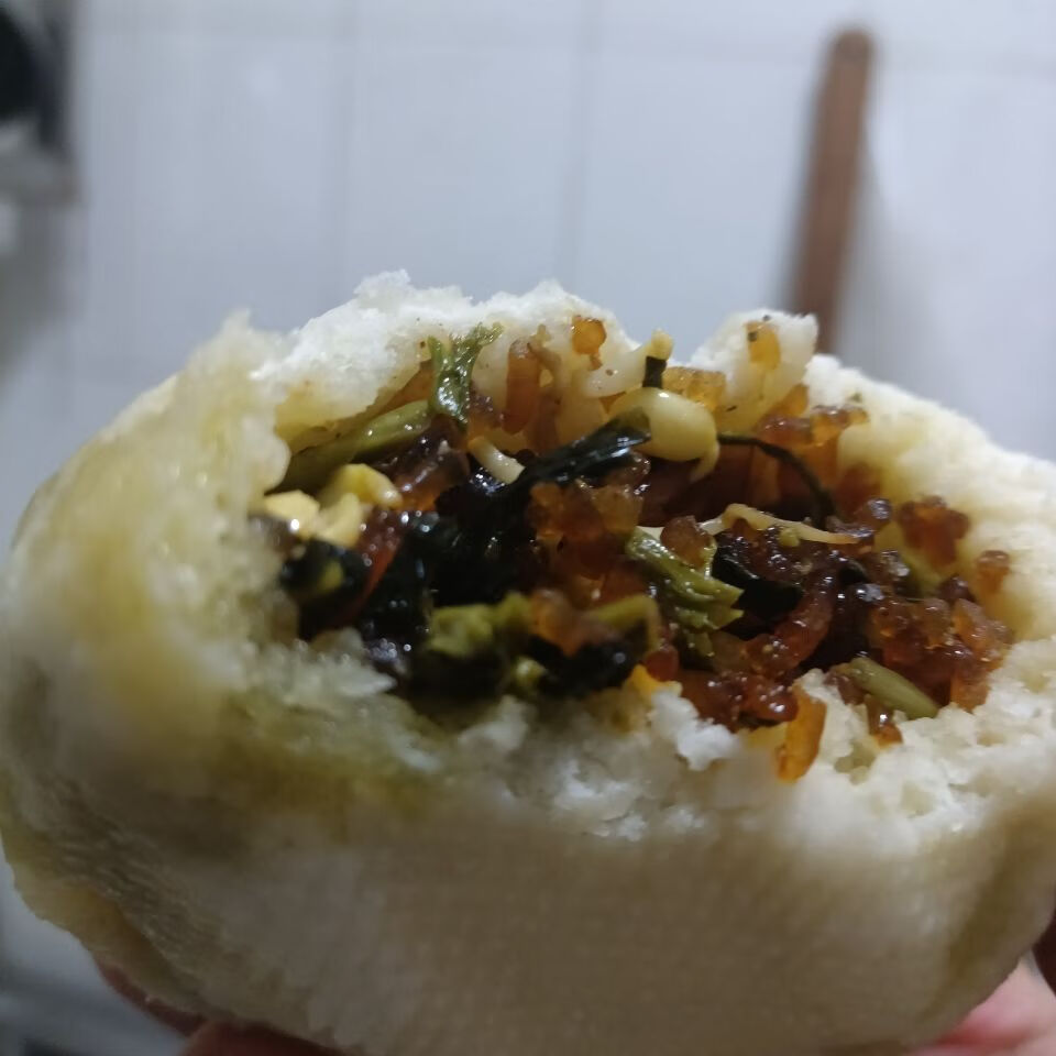 槐花牛肉大包子薄皮素干菜老面熟食方便面食8个韭菜鸡蛋大包子真空