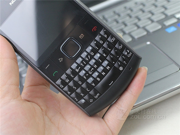 nokia/诺基亚x2-01 全键盘63经典怀旧直板小学生塞班智能 红色 64mb