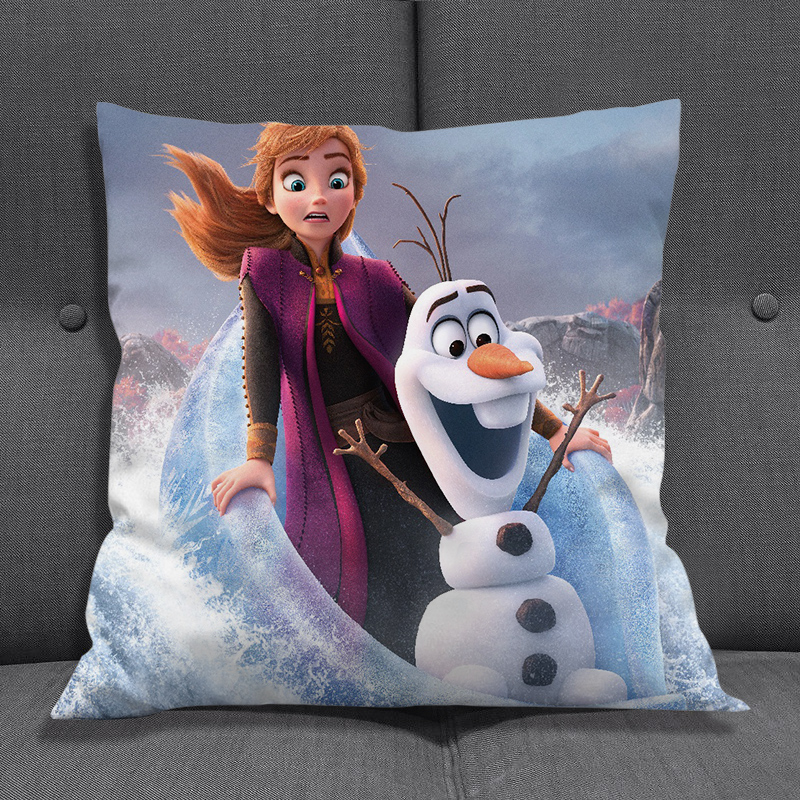 爱莎公主抱枕 冰雪奇缘爱莎公主艾莎抱枕头套沙发睡觉动漫车用靠垫
