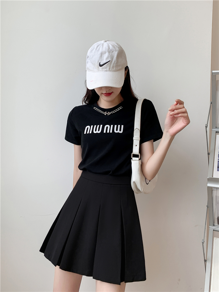 柏潮【捡漏】高档轻奢品牌百褶裙女夏季2022黑色高腰字半身裙显瘦垂感