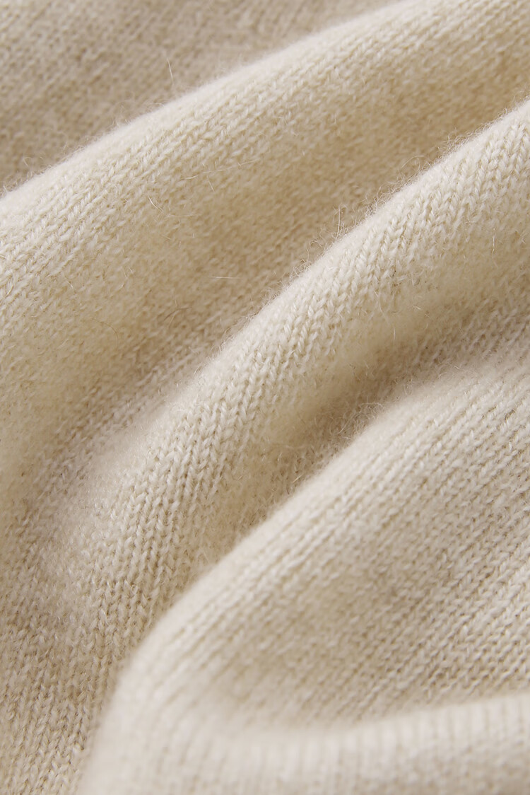 三宅·一生同款【】高原软黄金天然未染色原绒全成型卷边领套衫 花米