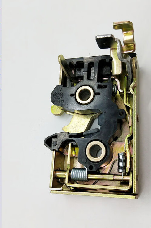 适用于桑塔纳普桑99世纪新秀2000超人3000志俊4000门锁块车门锁块 正