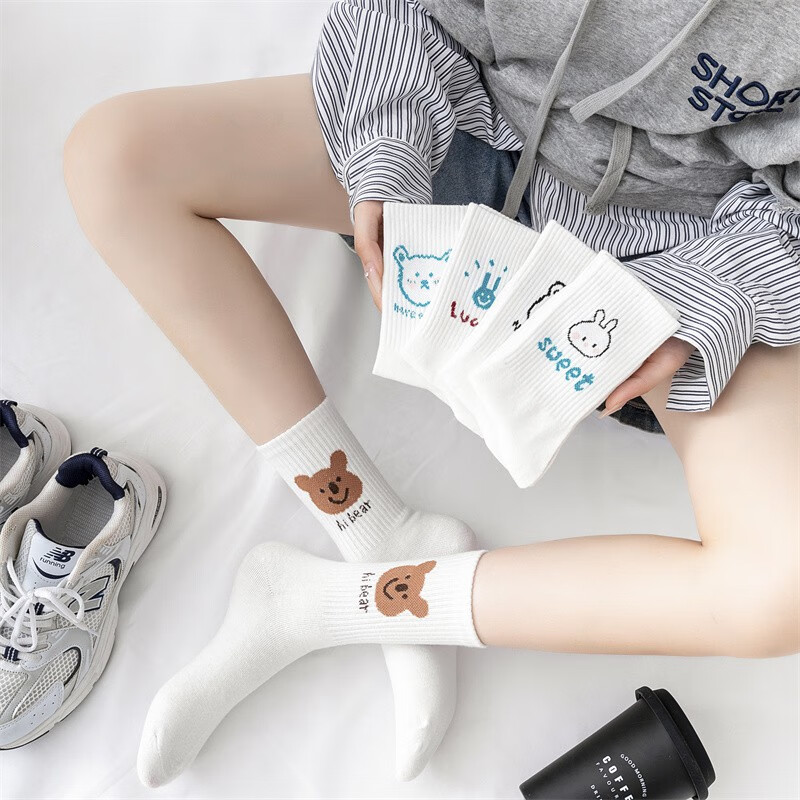 白袜子女小熊中筒袜子女生ins潮日系可爱春秋长袜白色袜倩绣菲sweet兔