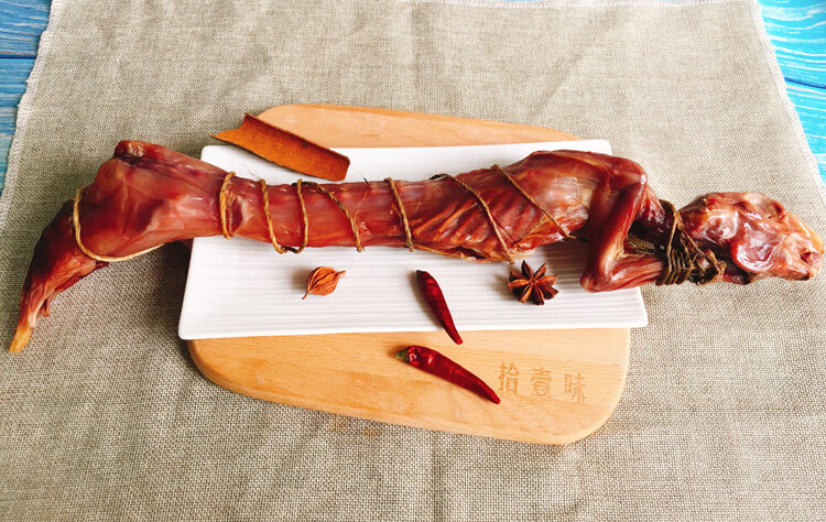 四川特产正宗广汉缠丝兔整只美味小吃美食麻辣抖音同款风干兔肉干麻辣