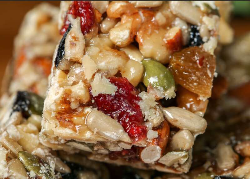 小眼哥甄选新疆切糕500g手工切糕传统玛仁糖坚果组合网红零食切糕1斤