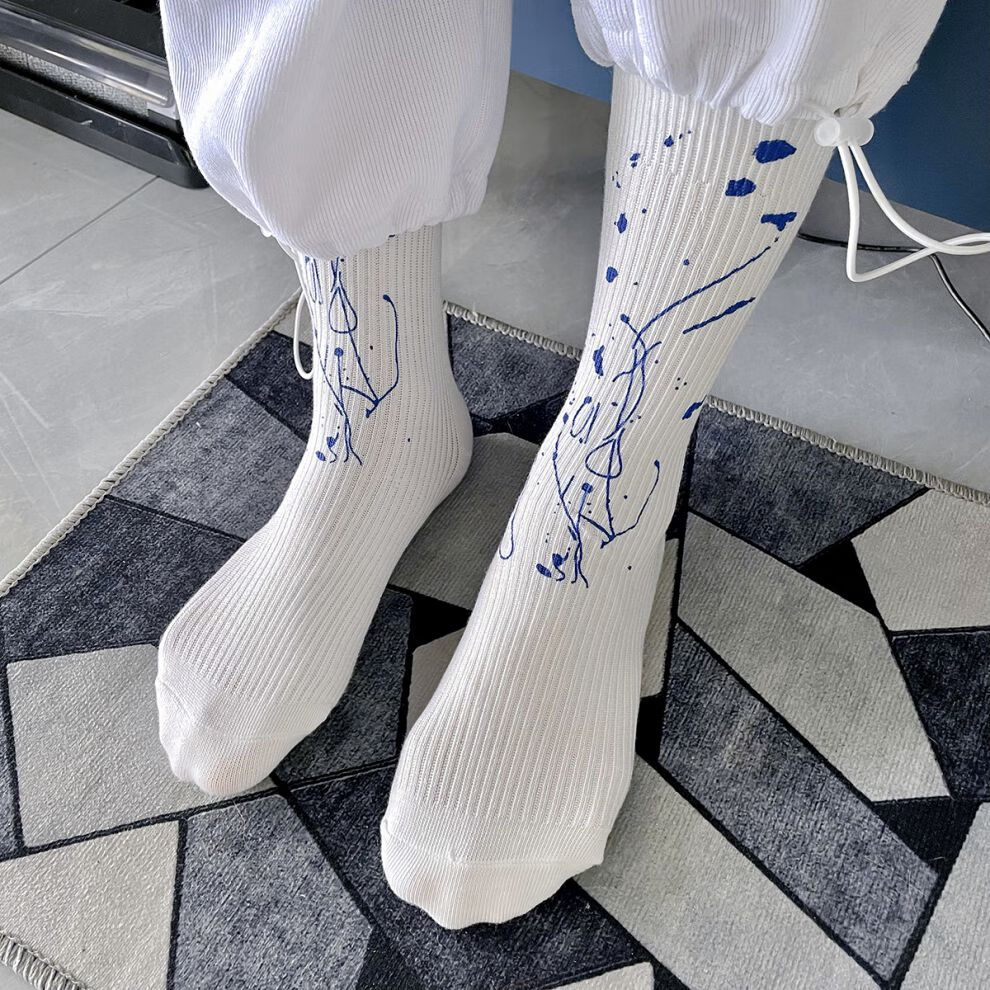 白袜子女中筒袜潮春夏季薄款潮泼墨涂鸦嘻哈情侣款长袜1pm4款各一双