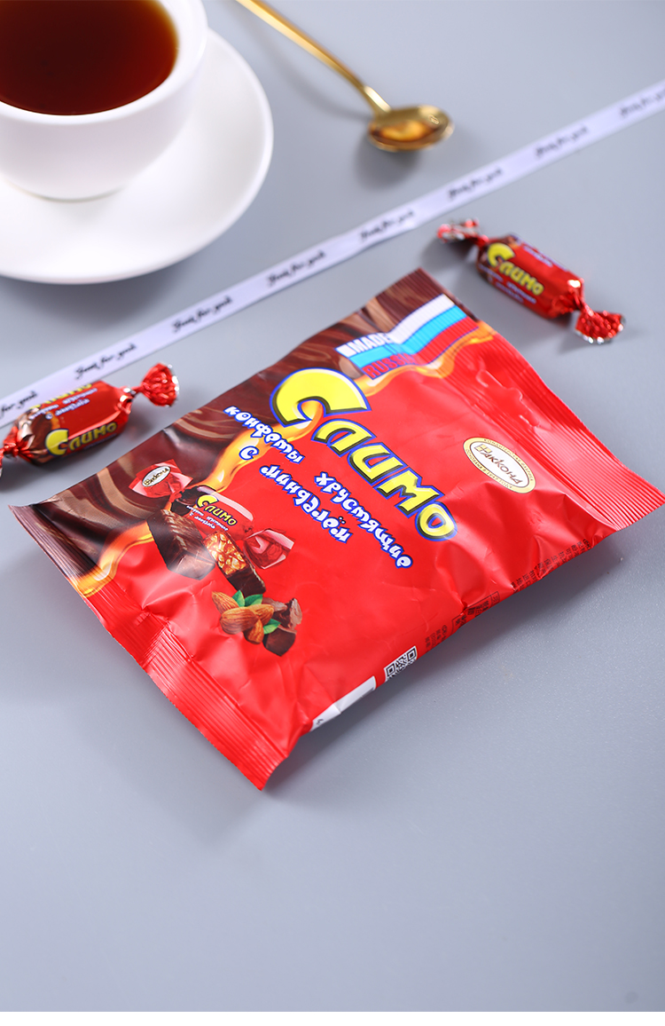 俄罗斯进口红皮糖巧克力夹心糖果袋装扁桃仁圣诞年货零食休闲食品 大