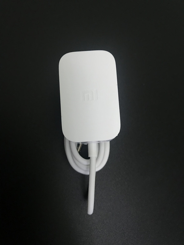 小爱同学触屏音响适配器电源原装小米智能摄像头米兔故事机充电器