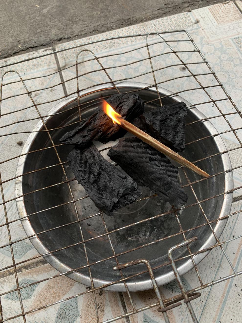 松明引火条引燃条松明松光琥珀木生火燃料油柴松明子木炭生火工具 1斤