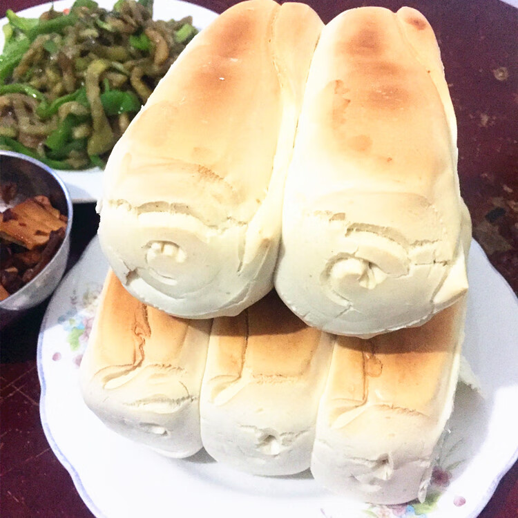 安徽特产阜阳临泉枕头馍硬面馒头农家手工地锅带焦蒸馍带焦小枕头馍3