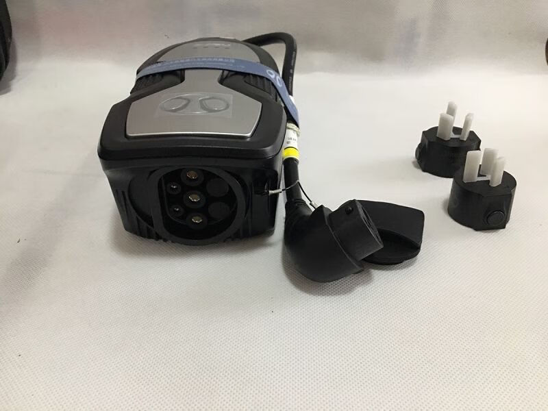充电宝ec180ec200ec3ex3eu5ex360电动车充电器枪北汽充电宝巴斯巴品牌