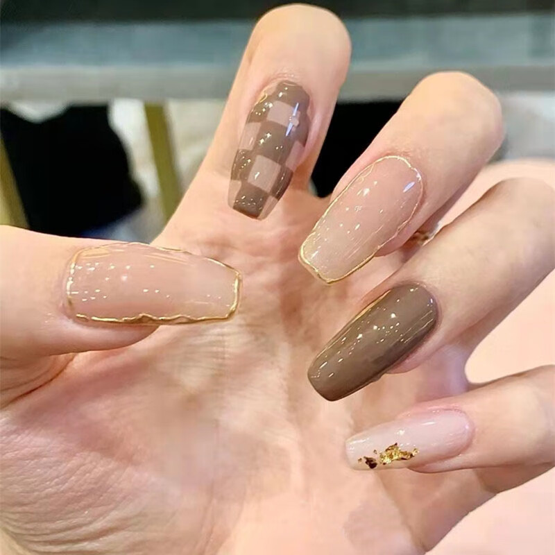 假指甲成品英伦风跳色穿戴甲棋盘格温柔美甲贴片纯手工感定制l码银边