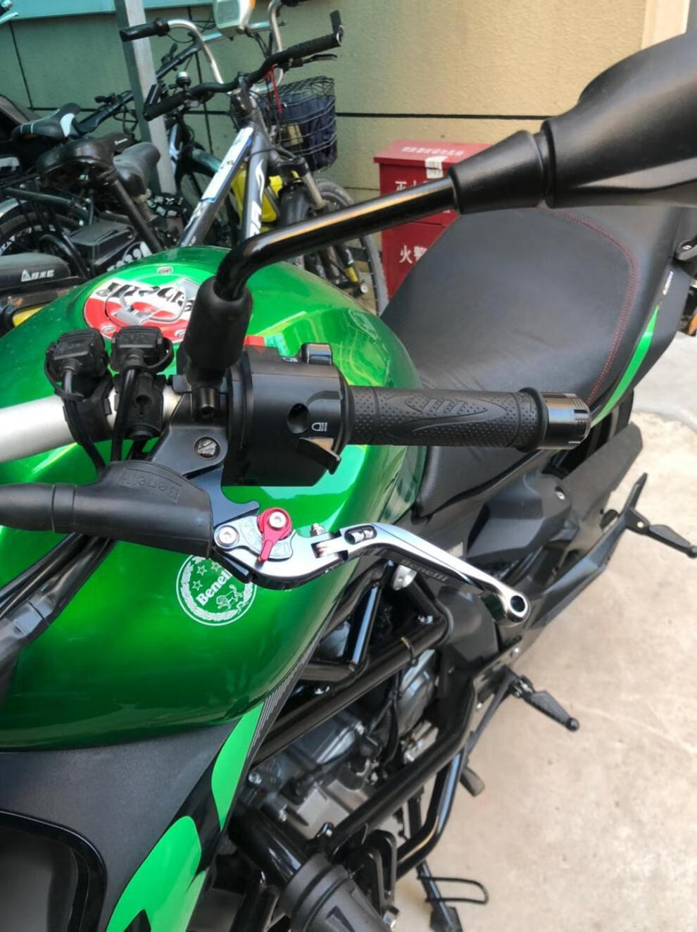 适用贝纳利502c752s黄龙600300幼狮500250302s改装牛角手把钛红钛