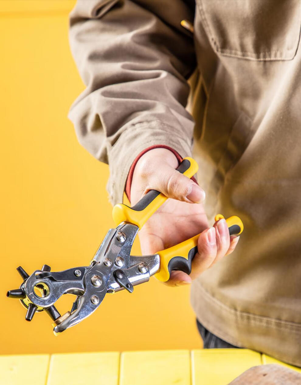 皮带打孔器省力皮带打孔器多功能家用腰带表带打孔钳打眼工具裤带