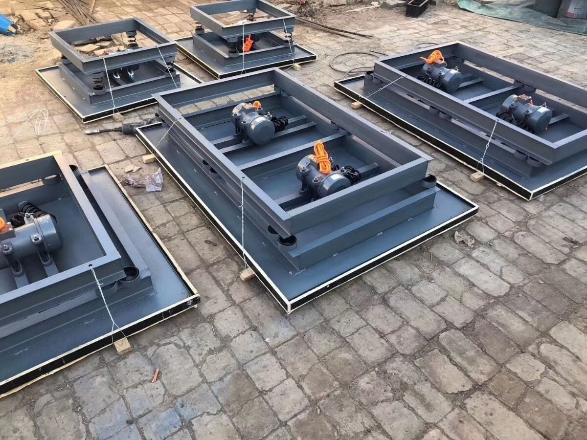 定制铜芯混凝土振动台漏粪板羊床振动板震动平台花盆水泥试块振动平台