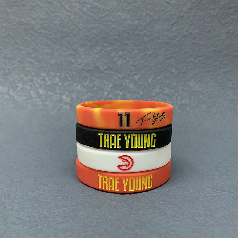 lenayan 老鹰队11号篮球星特雷杨签名夜光运动硅胶手环球迷腕带情侣款