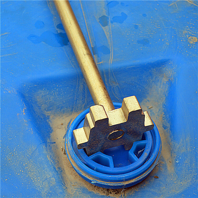 200l升油桶防爆开桶扳手桶盖开桶器铜扳手防爆扳手大油桶开口扳子全铁