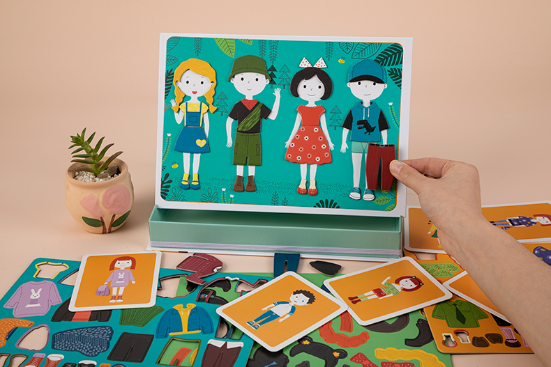 儿童益智磁贴换装拼图2-3-4-6岁男孩女孩宝宝幼儿园早教磁性玩具