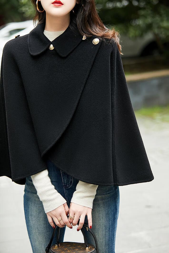 秋冬新款毛呢外套短款气质显瘦小个子斗篷小外套呢子披肩弁衣坊黑色