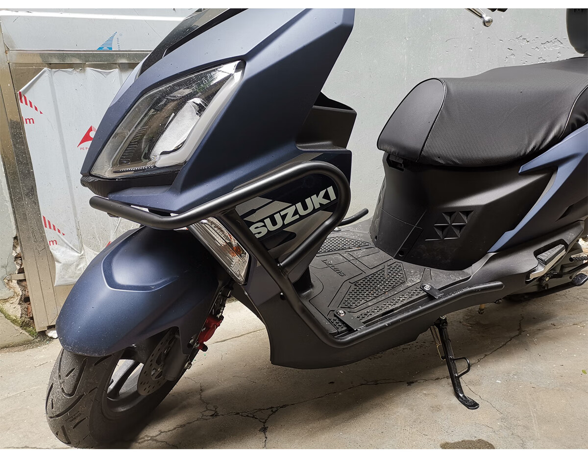 2021年轻骑铃木uy125保险杠踏板车摩托车防摔护杠保护杠加厚型专用