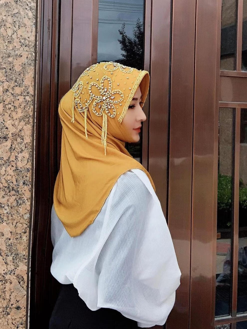 阖萱回族女人的套头纱巾套头纱巾包下巴回族头套四季串珠三朵花黑色